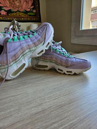 Nike Air Max 95 Moradas y Verdes