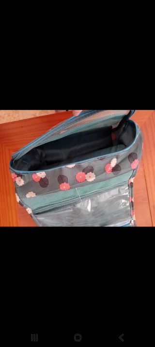 Neceser floral con 5 bolsillos internos