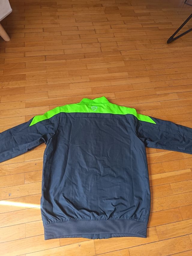 Chaqueta Nike Dri-Fit Verde y Gris