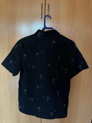 Camisa estampado palmeras