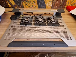 Soporte portátil Cooler Master con ventilador