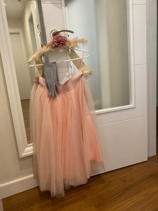 Vestido de fiesta rosa y gris