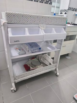Bañera y cambiador bebé
