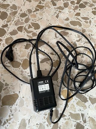 Caja de Ritmos Boss DR-880