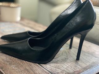 Zapatos de tacón Zara negros talla 41