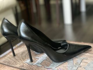 Zapatos de tacón Zara negros talla 41