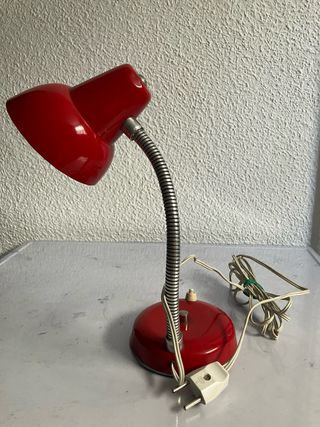 Lámpara de mesa regulable