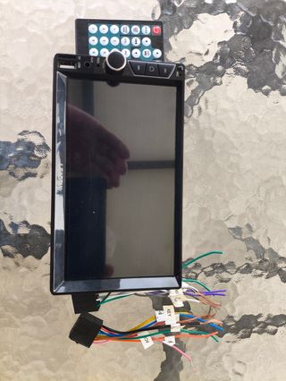Pantalla Leadfan 7" con Mando carplay y android 
