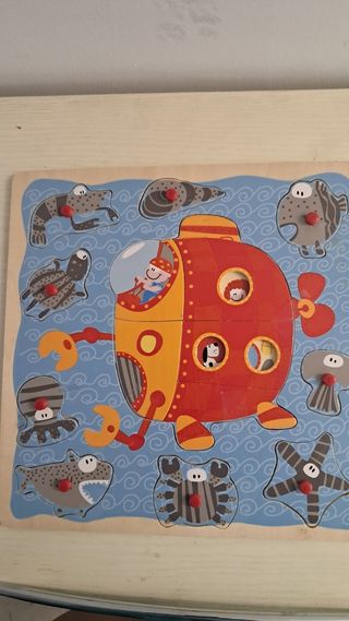 Puzzle infantil de madera submarino