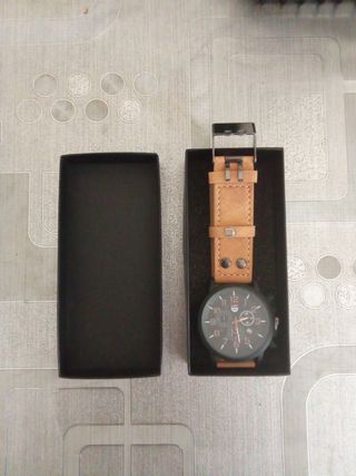 Reloj Liandu vintage original de hombre negro.