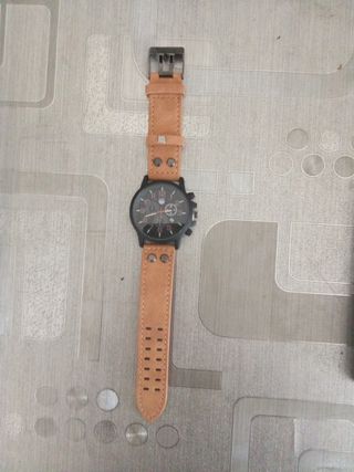 Reloj Liandu vintage original de hombre negro.