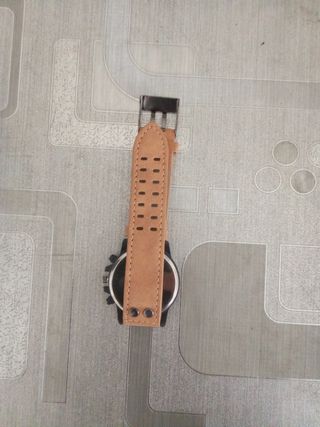 Reloj Liandu vintage original de hombre negro.