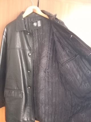 Chaquetón de hombre negro
