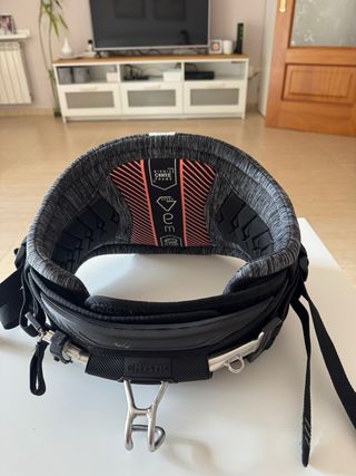 Arnés Mystic GEM Talla M (82-91 cm)