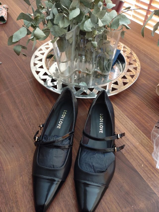 Zapatos Lodi negros talla 37