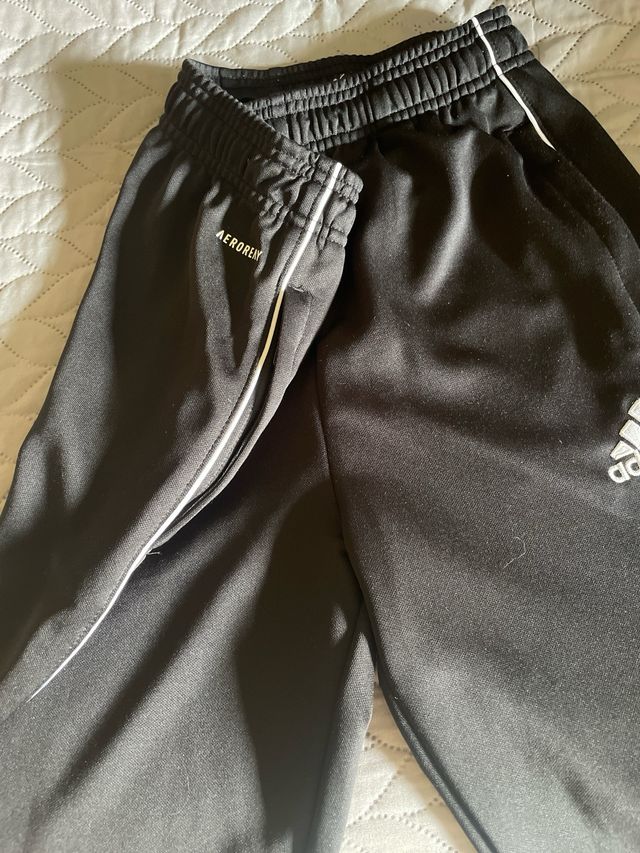 Pantalón chándal Adidas Talla 13-14