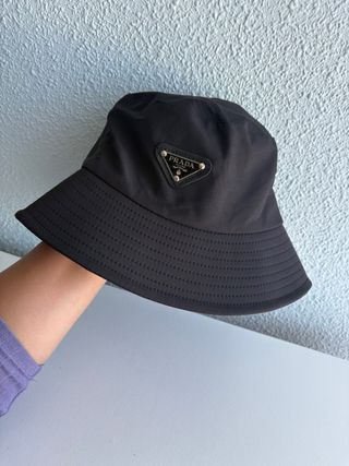Gorro Prada Negro