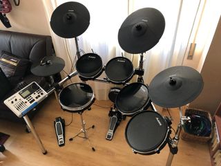  Electrónica Alesis DM10X