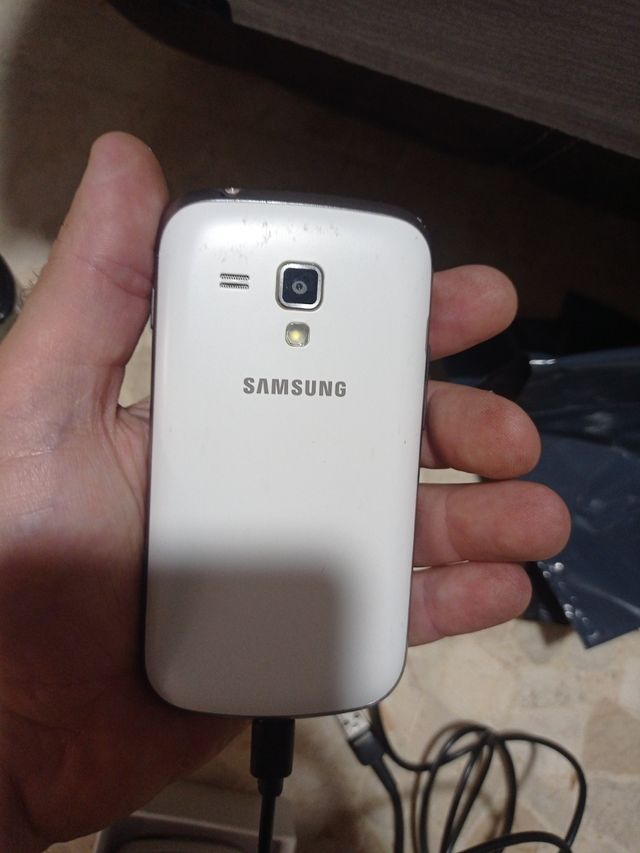 Samsung Galaxy Trend GT-S7560 Android 4.0.4