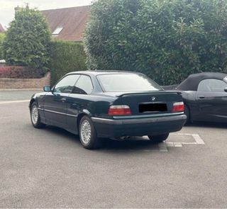 BMW e36 325i