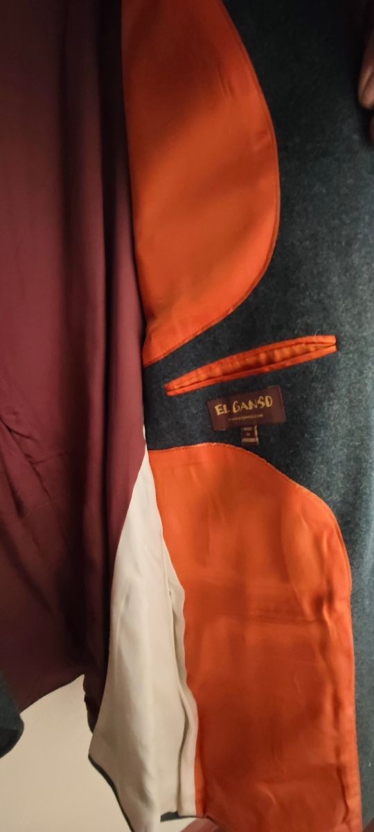 Chaqueta gris con coderas