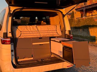 Kit Camper VW T7 Multivan - Cama y Cocina