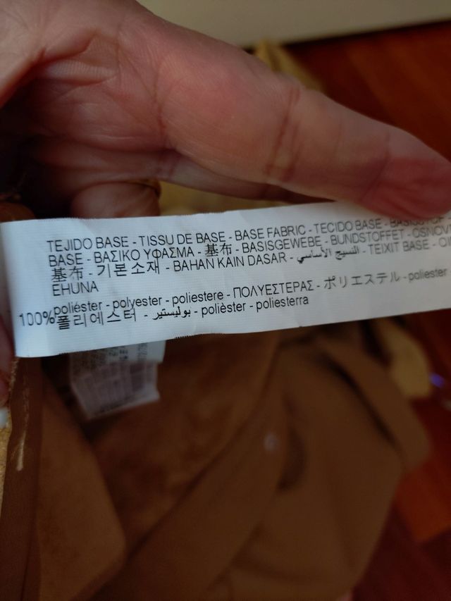 Sobrecamisa efecto piel marrón Zara