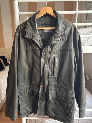 Chaqueta de cuero verde Zara