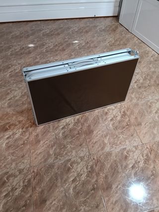 Mesa plegable camping metal y plástico
