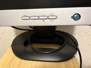 Monitor Compaq 1520 Plata