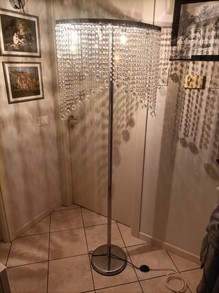 Lampadario da salotto con cristalli