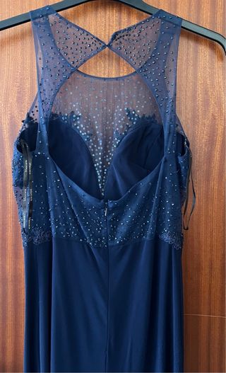 Vestido de fiesta azul con pedrería
