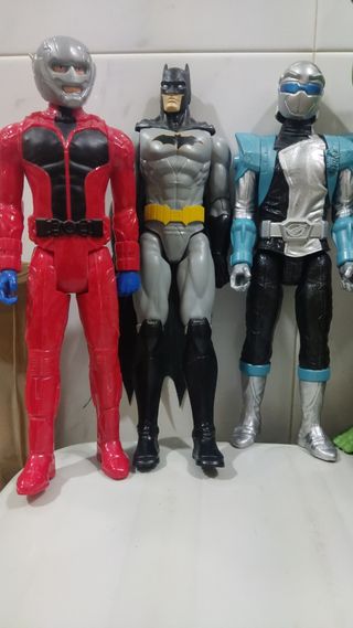 Figuras Superhéroes y Power Ranger 30cm