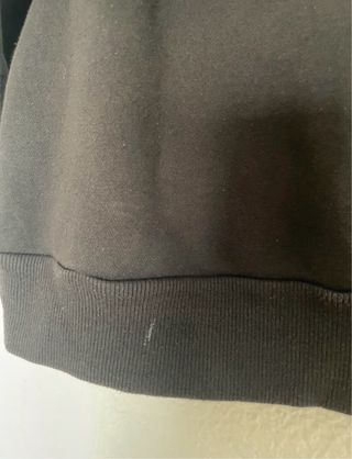 Sudadera Adidas Negra con Logo Rosa