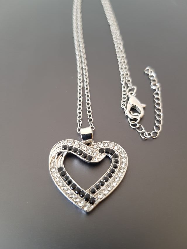 Collar Dije de Corazón con Circonitas brillantes