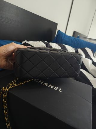Borsa Chanel Pelle Nera Dettagli Oro