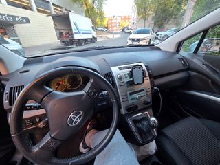 Toyota Corolla Verso 2006