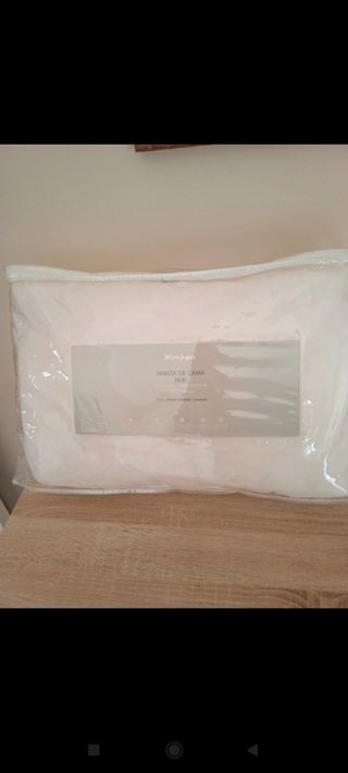 Manta de cama crema 160x240 cm El Corte Inglés