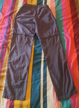 Pantalón Decathlon convertible gris