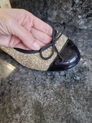 Bailarinas doradas y negras talla 37