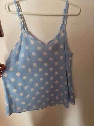 Camiseta tirantes lunares azul y blanco