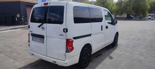 Nissan NV200 2012