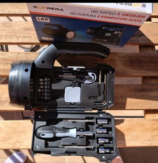 Torcia LED Suprema con kit attrezzi