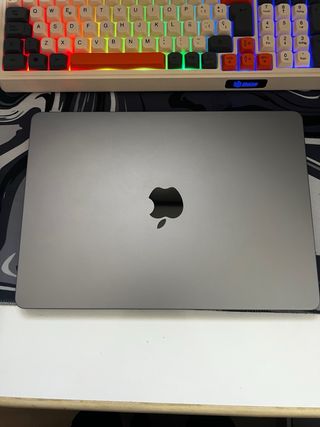 MacBook Air 13 M3 Gris Espacial