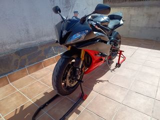 Yamaha YZF R6 R