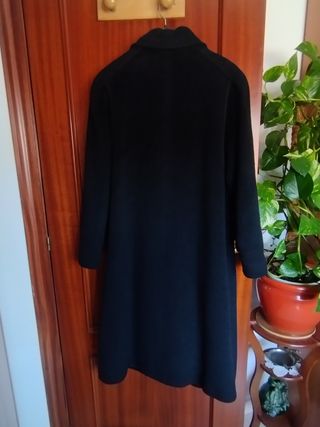 Abrigo de paño negro-Lana