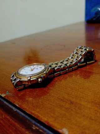 Reloj Lotus bicolor dorado y plateado