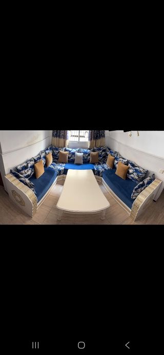 Salón Árabe Marroquí Azul y Dorado