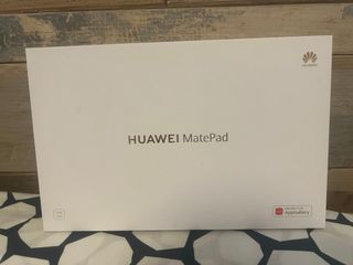 Tablet Huawei Matepad Negra y lápiz huawei