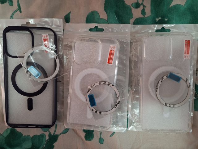 Custodia iPhone 15 con anello